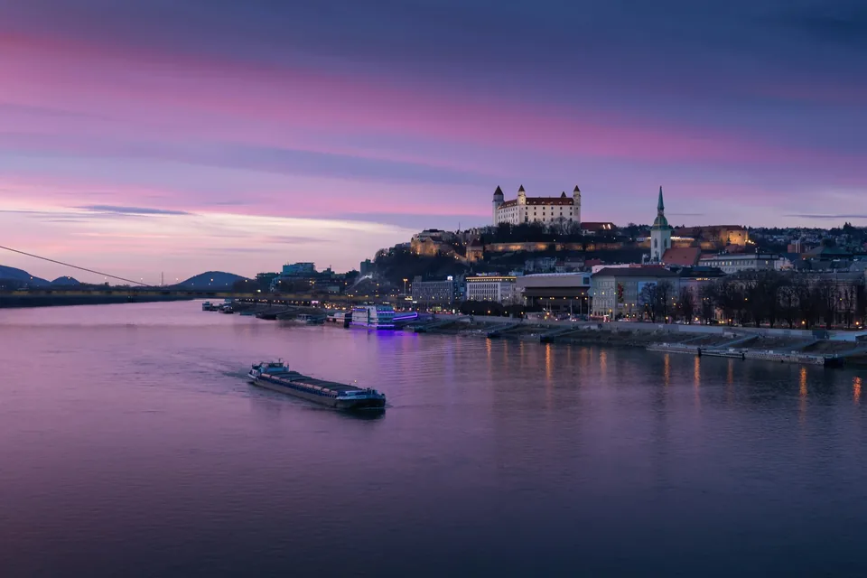 🇸🇱🎄 Bratislava: 4 noches en Hotel 4* + VUELOS
