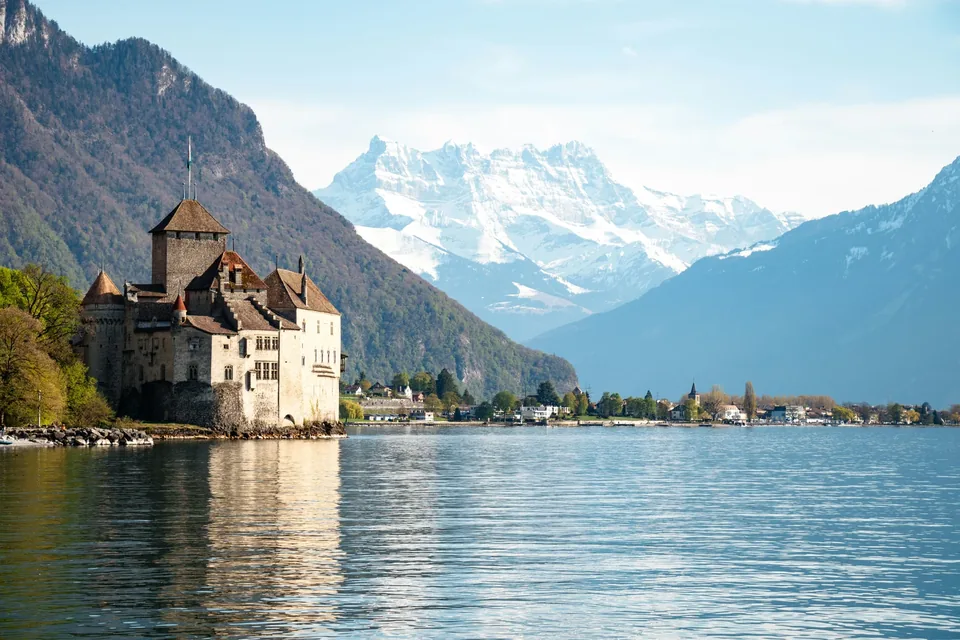 🍫 Suiza: Circuito de 8 Días + Hotel + Vuelos