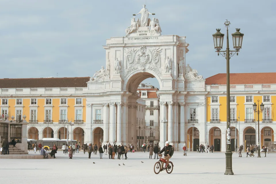 🚋 Lisboa: 3 noches en hotel 3★ con desayuno y VUELOS