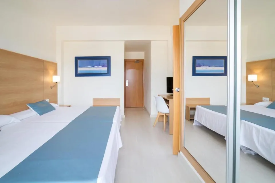 😎 Comarruga: Hotel 3* + Desayuno