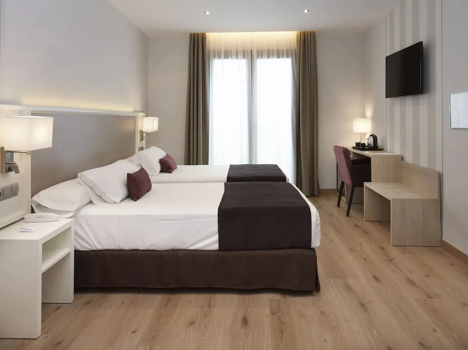 🗡️ Escapada a Ronda: 2 noches en hotel 4* junto al Puente Nuevo