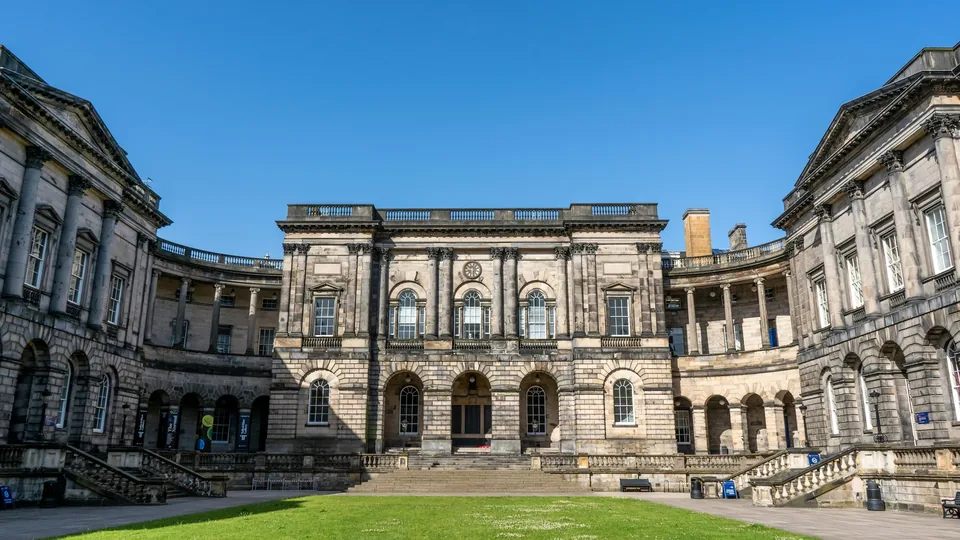 🏛️ Islas Británicas: Dublin y Edimburgo a tu aire + Hoteles +Vuelos