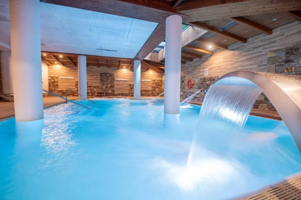 🏔️ Andorra: Hotel 4* + Media Pensión + Spa