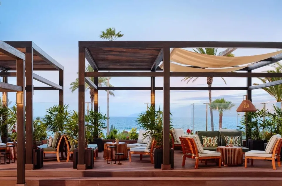 🏖️ Tenerife: Hotel 4* + Media Pensión
