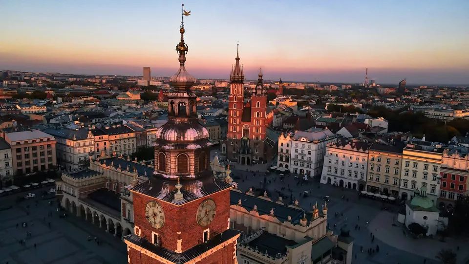 🇵🇱🏰 Cracovia: 3 noches en hotel 4★ con desayuno y VUELOS