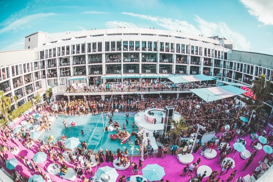 🏝️☀️ Ibiza: 4 noches + VUELOS