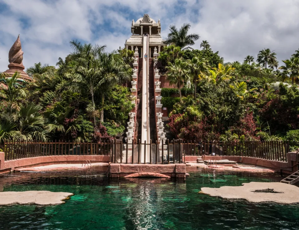 🌊¡Finde al MEJOR parque acuático! Vuelos a Tenerife + Hotel + Entrada