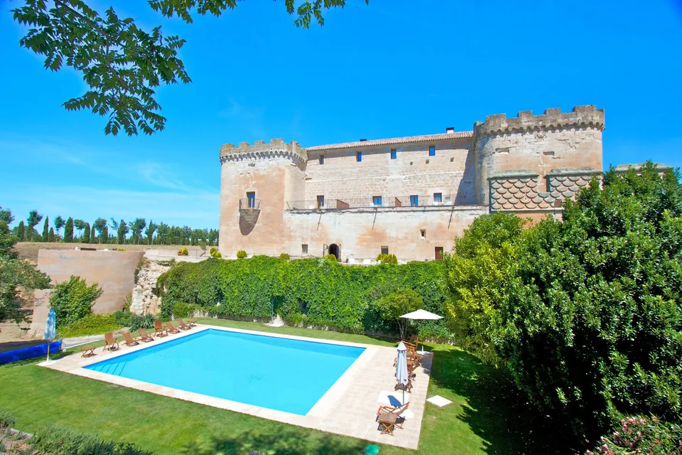 🏰 Auténtico Castillo Medieval del Siglo XV en Salamanca