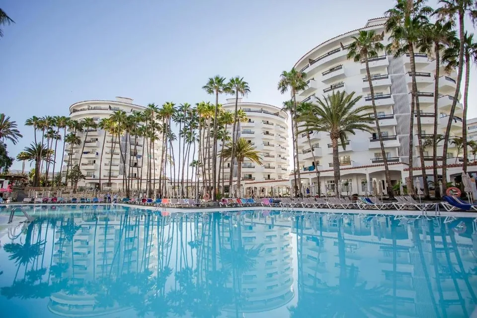 🌴 Gran Canaria: 2 Adultos + 2 niños + Hotel 4* T.I. + Vuelos