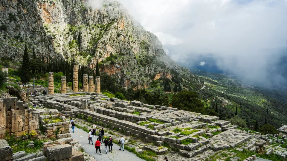 🏛️ Peloponeso y Meteora: 9 Días A Tu Aire 🚗 + Hotel + Vuelos