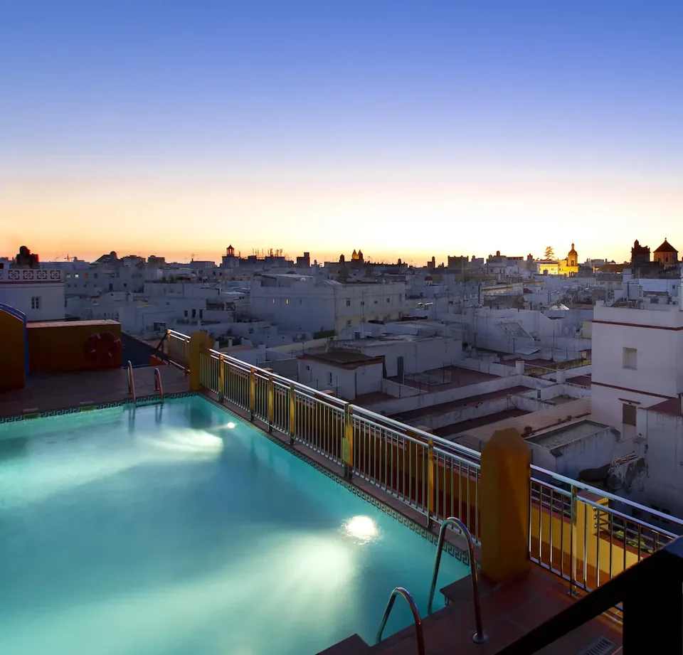 💃 Cádiz en hotel 4⭐️